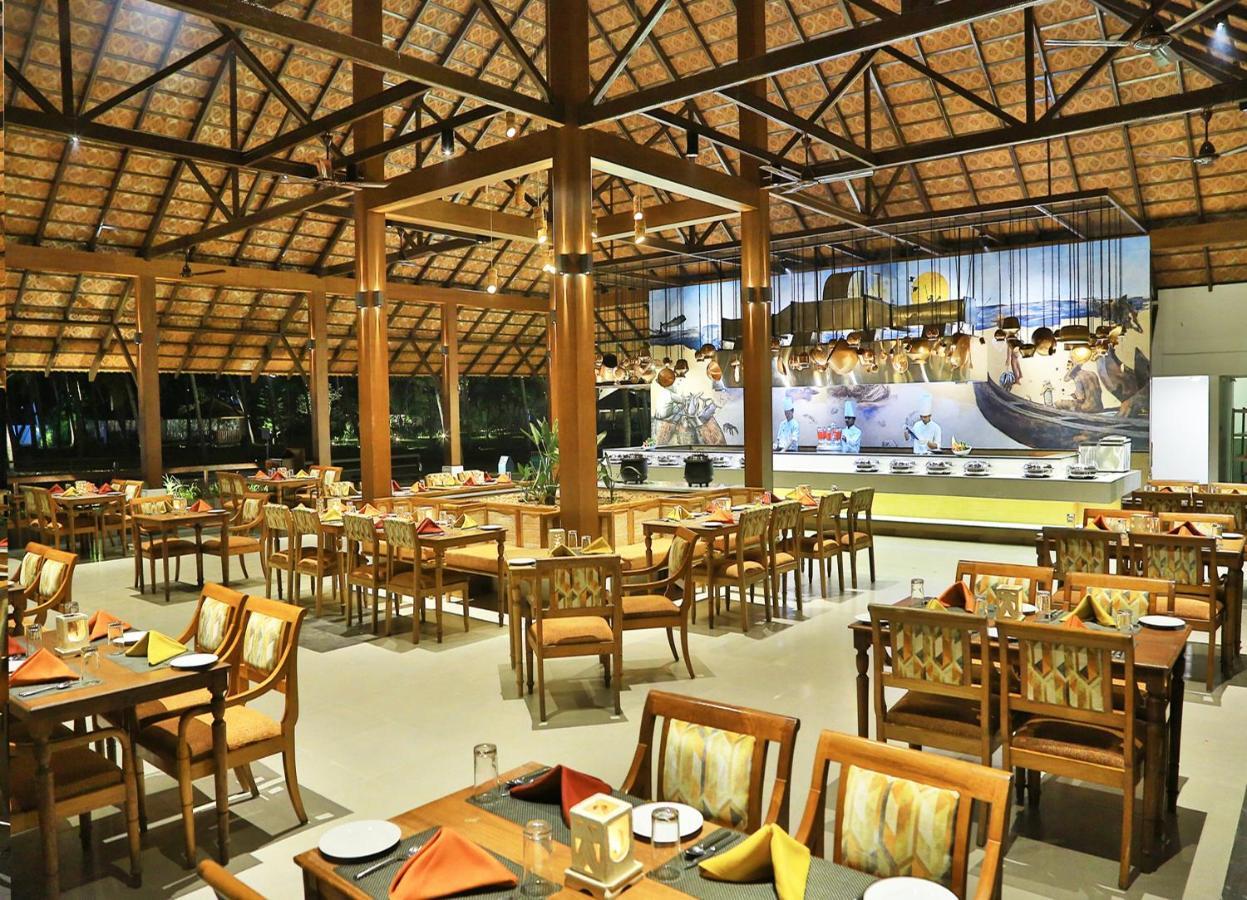 Estuary Sarovar Premiere Poovar Island Exterior photo